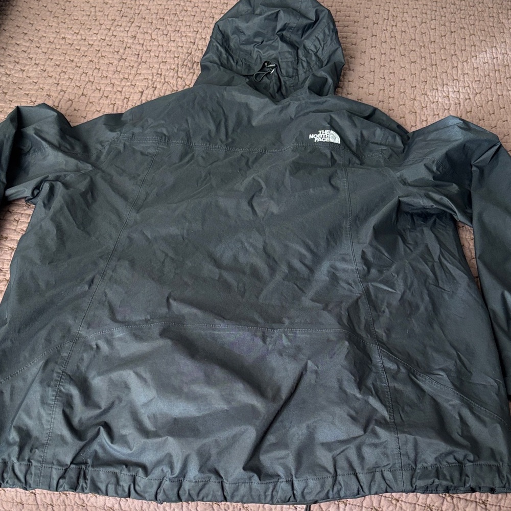 The North Face Hooded Raincoat - Picture 7 of 7